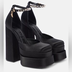 VERSACE MEDUSA AEVITAS PLATFORM PUMPS black summer casual party wedding style